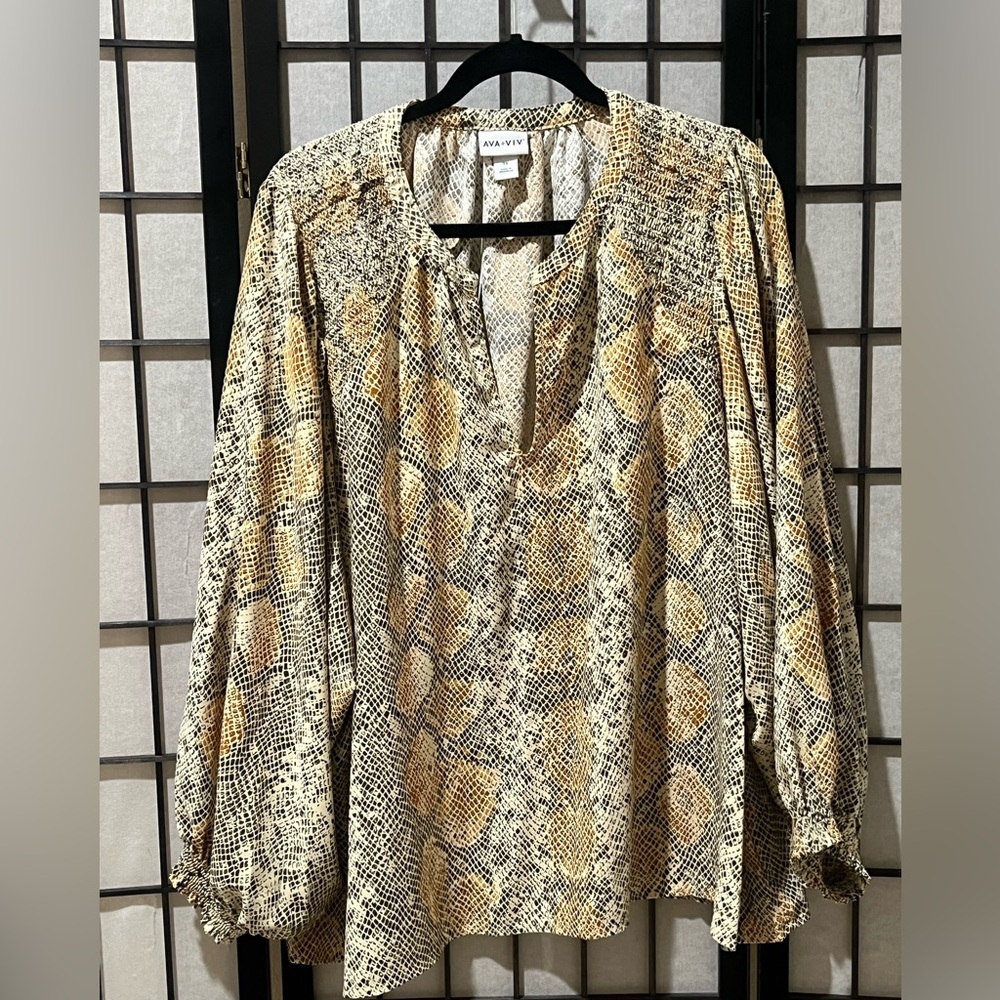 Ava & Viv Snake Print Peasant Blouse in GOLD and Brown SIZE 3X